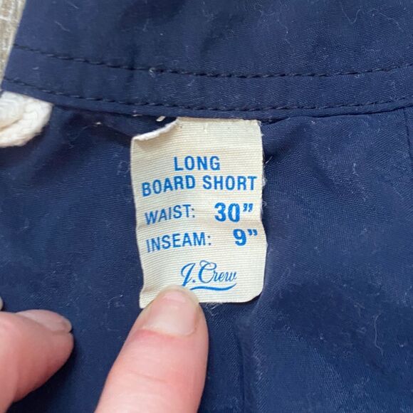 J. CREW Men's 9" Long Board Shorts Size 30" Mesh Lined Swim Beach Navy Blue Tie - Picture 6 of 7
